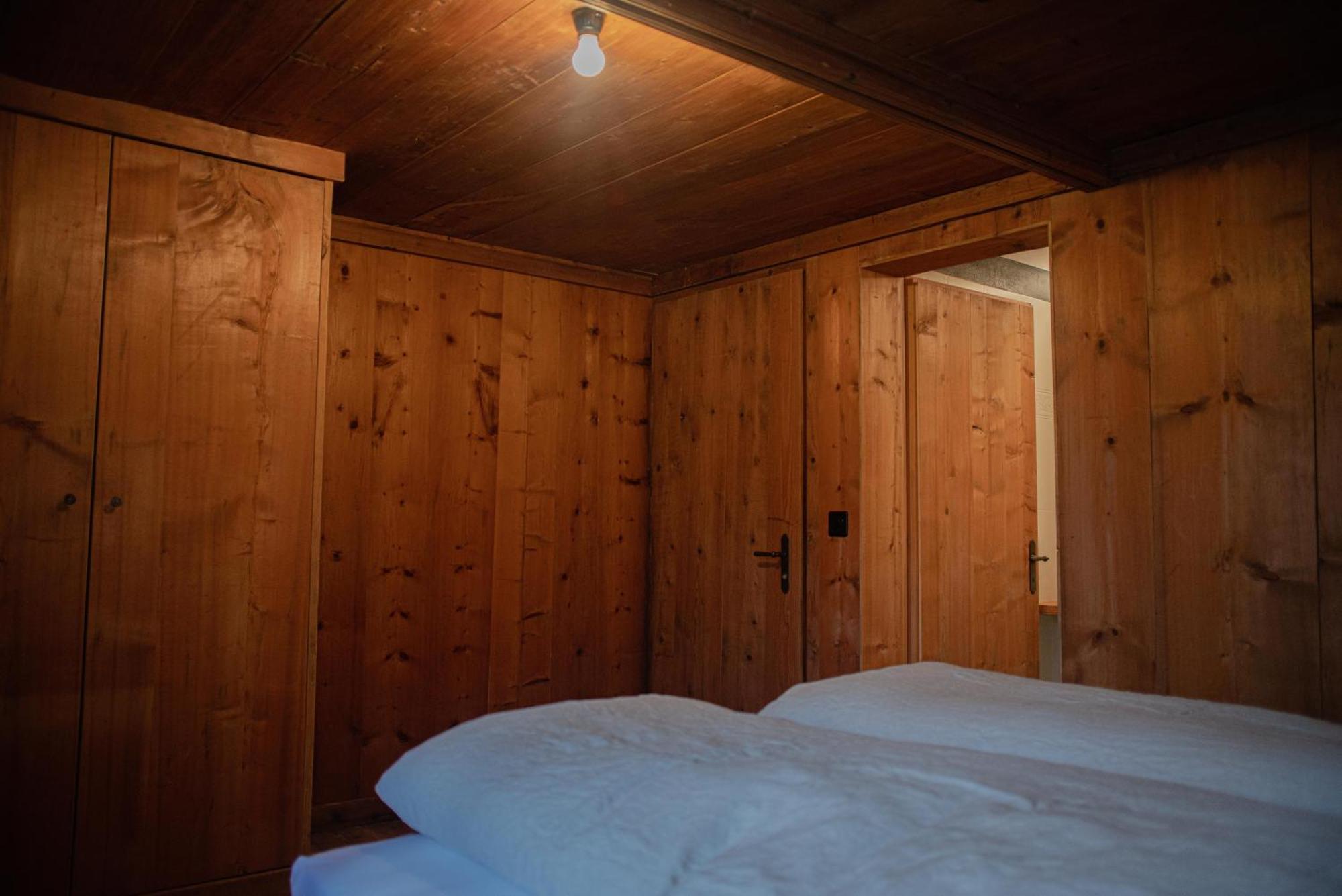 Pensiunina - Pension - Sent GR Zimmer foto
